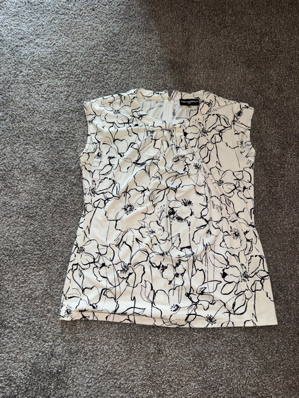 KARL LAGERFELD PARIS White Black Floral Sketch Sleeveless Blouse - Size M